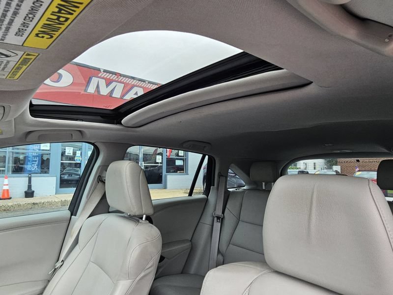 Used 2016 Acura RDX w/ Technology Package FWD image 28