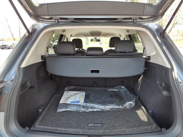 Used 2018 Volkswagen Tiguan SE image 23