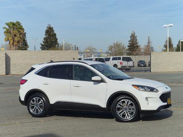 Certified 2020 Ford Escape SEL FWD image 3