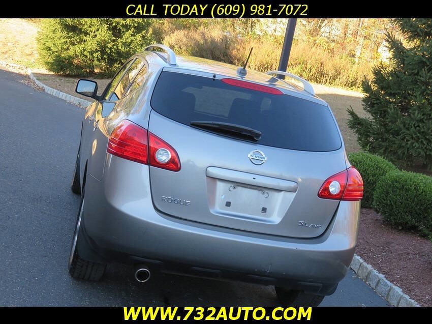 Used 2009 Nissan Rogue SL w/ Premium Pkg image 16