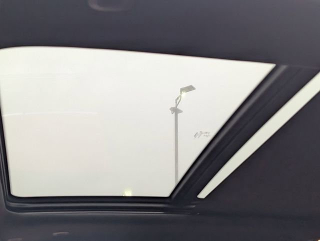 Used 2022 RAM 1500 Limited image 12