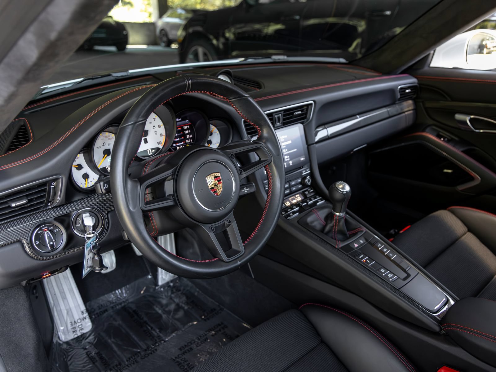 Certified 2018 Porsche 911 GT3 RWD image 4