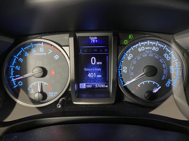 Used 2019 Toyota Tacoma TRD Sport AWD/4WD image 19