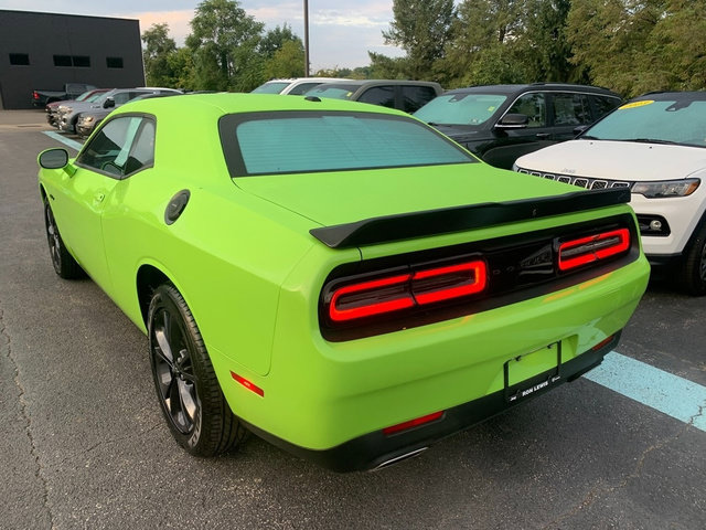 Used 2023 Dodge Challenger SXT w/ Blacktop Package AWD/4WD image 2