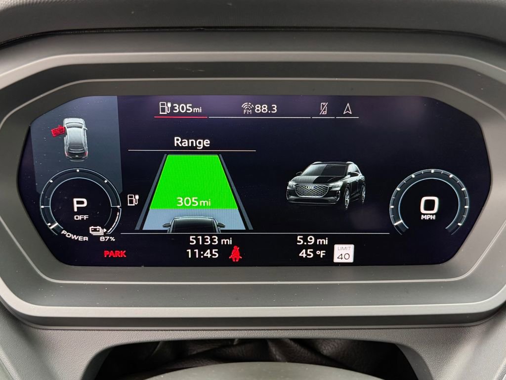 Certified 2024 Audi Q4 e-tron Premium Plus w/ Premium Plus image 35