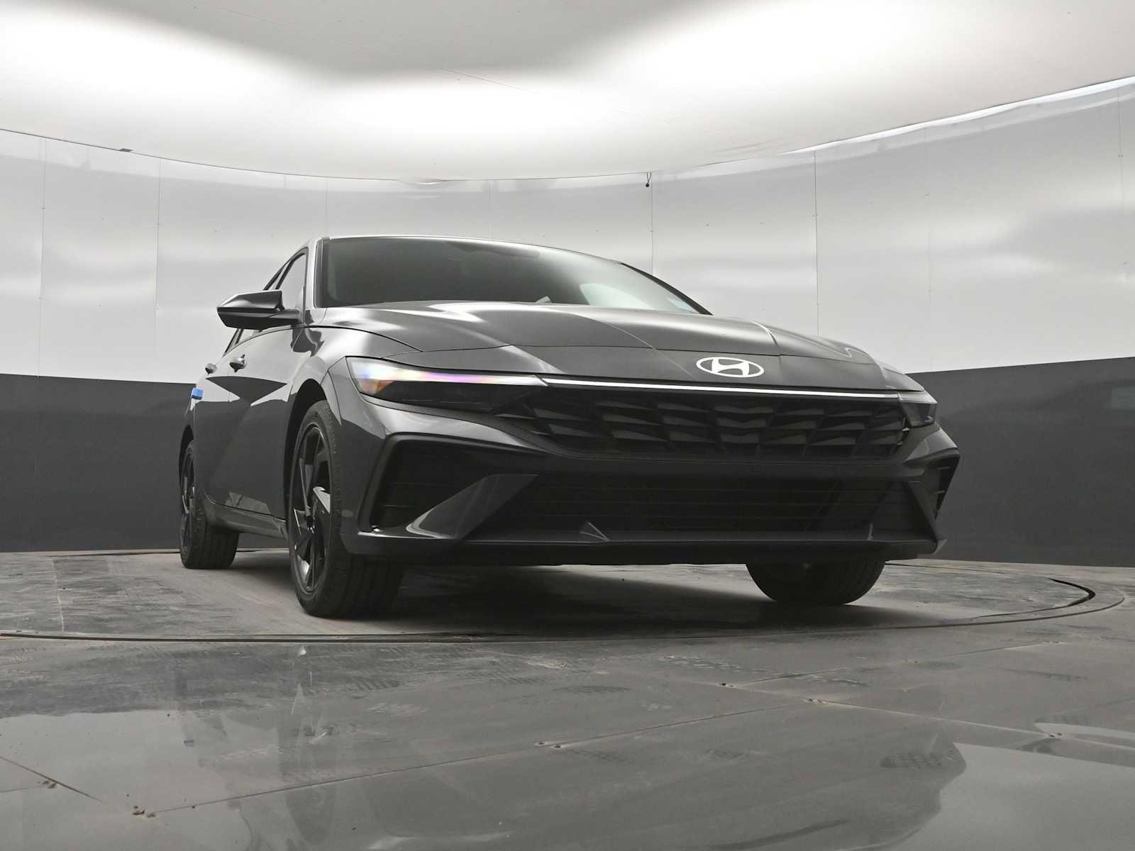 New 2026 Hyundai Elantra SEL Sport FWD image 35