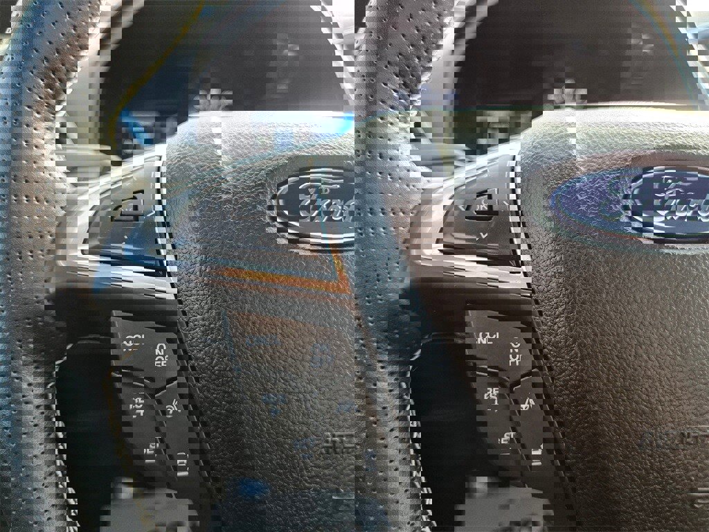 Used 2022 Ford Edge ST w/ Equipment Group 401A image 18