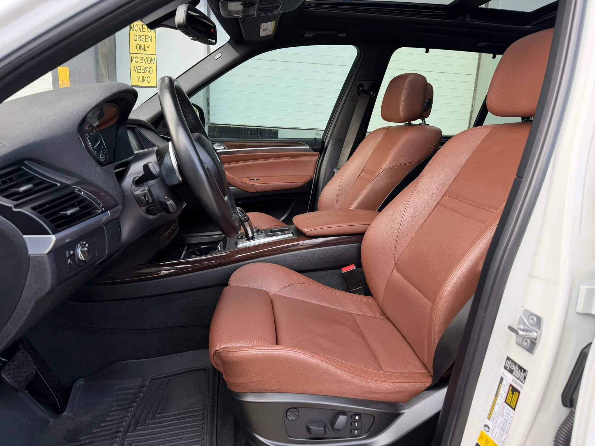 Used 2012 BMW X5 xDrive35i image 9