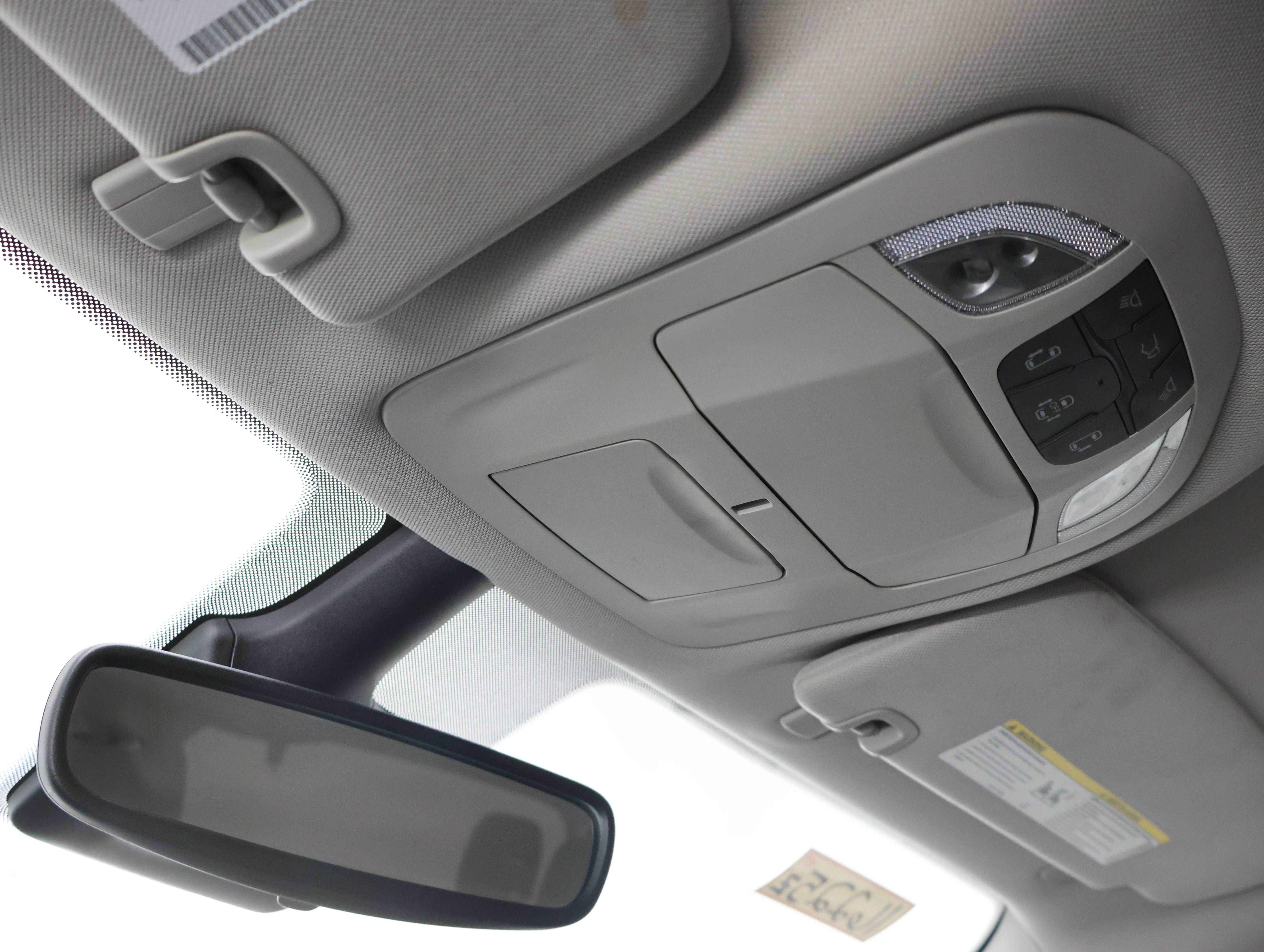 Used 2024 Chrysler Pacifica Touring-L FWD image 13