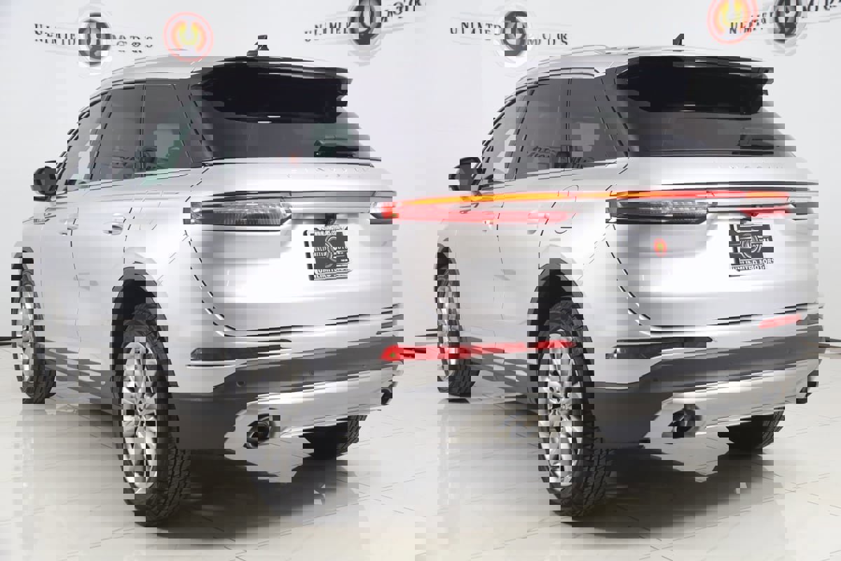 Used 2020 Lincoln Corsair FWD w/ Premium Package image 4