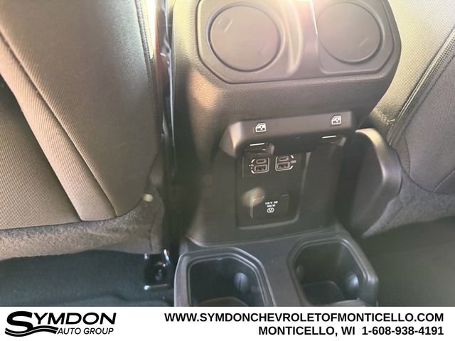 Used 2020 Jeep Wrangler Unlimited Sahara image 18