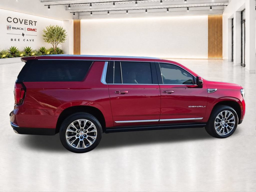 New 2026 GMC Yukon XL Denali w/ Sun & Power Step Package AWD/4WD image 11