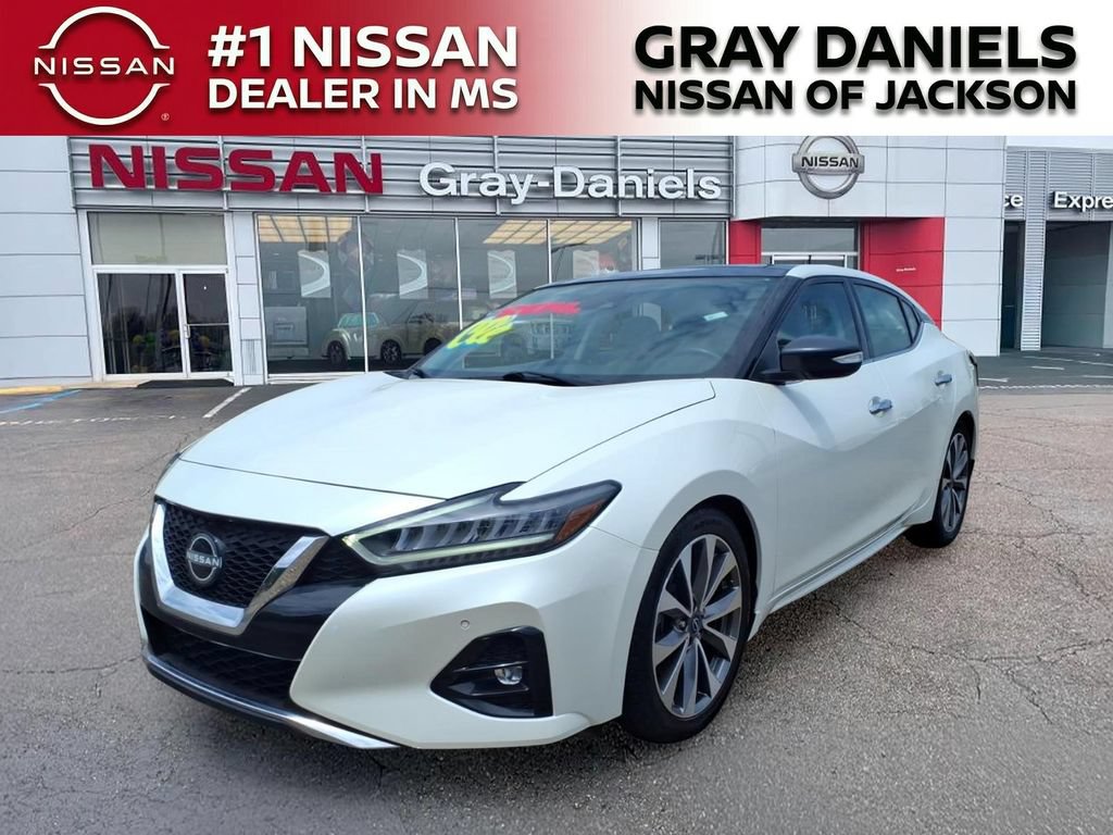 Used 2023 Nissan Maxima Platinum w/ Sport Mat Group FWD image 3