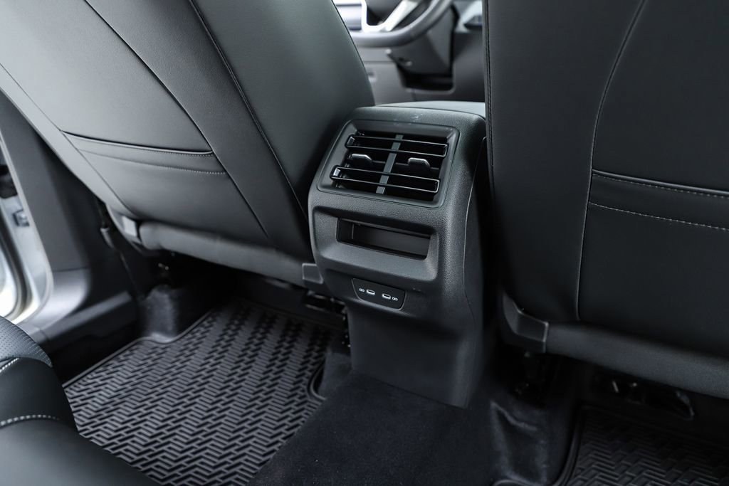 New 2026 Volkswagen Tiguan SE image 78