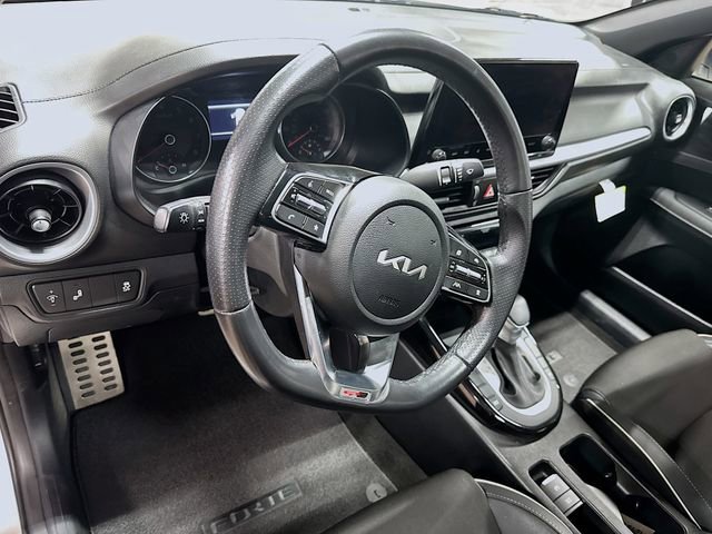 Used 2024 Kia Forte GT-Line w/ GT-Line Premium Package FWD image 16