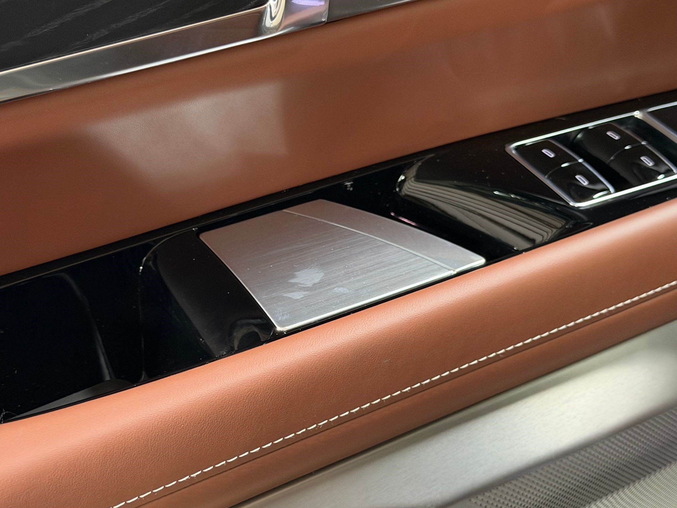 New 2026 Cadillac Vistiq Platinum AWD/4WD image 21