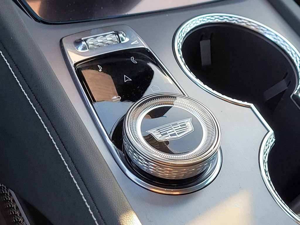 New 2026 Cadillac Vistiq Sport image 18