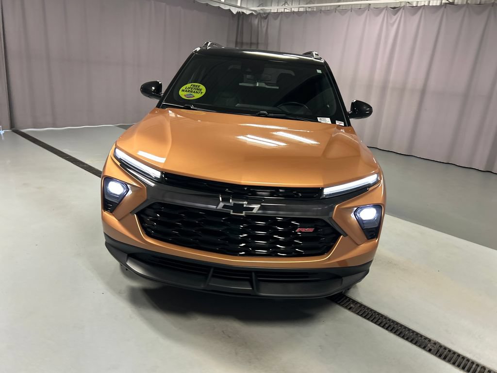 Used 2024 Chevrolet TrailBlazer RS AWD/4WD image 2