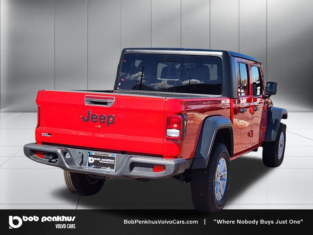 Used 2023 Jeep Gladiator Sport AWD/4WD image 25