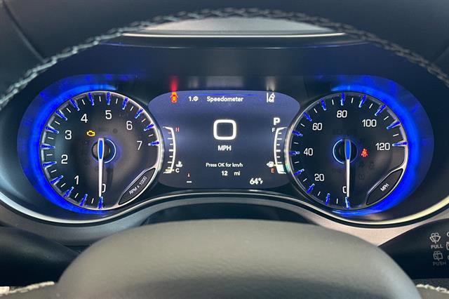 New 2026 Chrysler Pacifica Limited w/ Uconnect Theater Family Group image 22