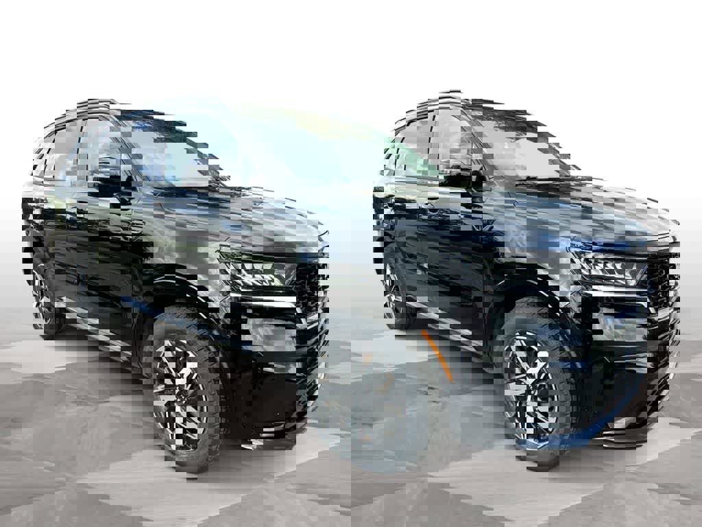 Used 2023 Kia Sorento S image 2