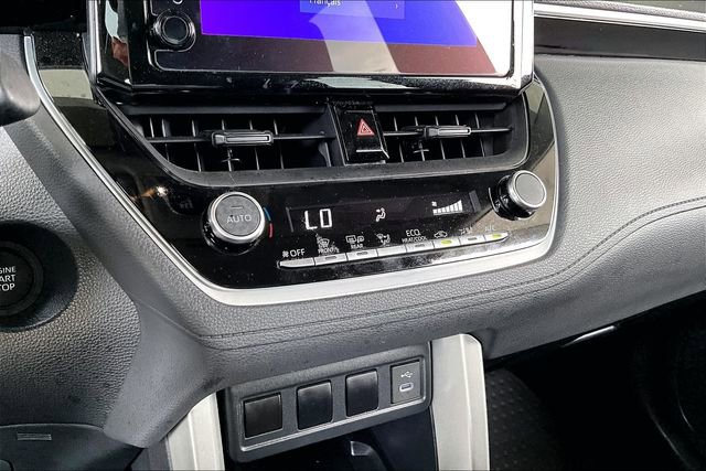 Used 2024 Toyota Corolla Cross LE w/ Moonroof Package FWD image 23