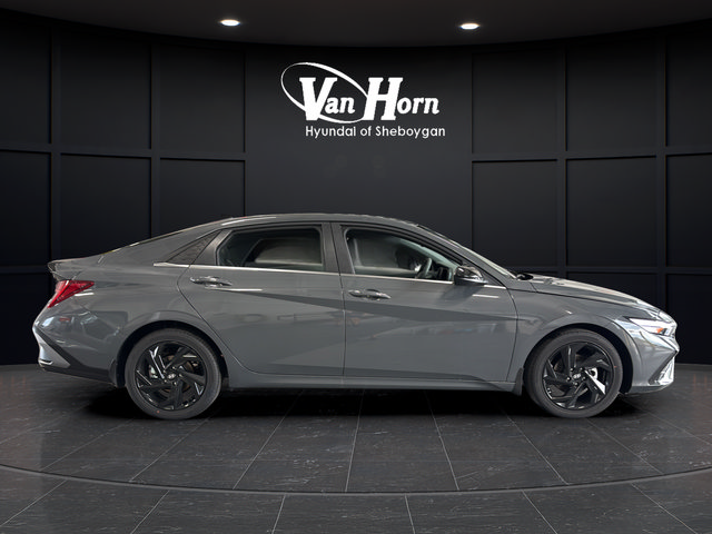New 2026 Hyundai Elantra SEL Sport Premium FWD image 8