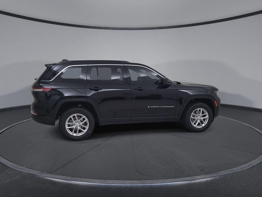 New 2026 Jeep Grand Cherokee Laredo X AWD/4WD image 16