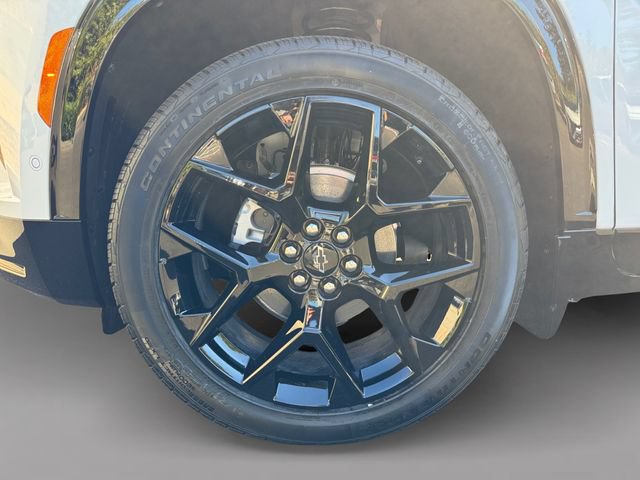 Used 2026 Chevrolet Traverse RS w/ LPO, Floor Liner Package AWD/4WD image 9