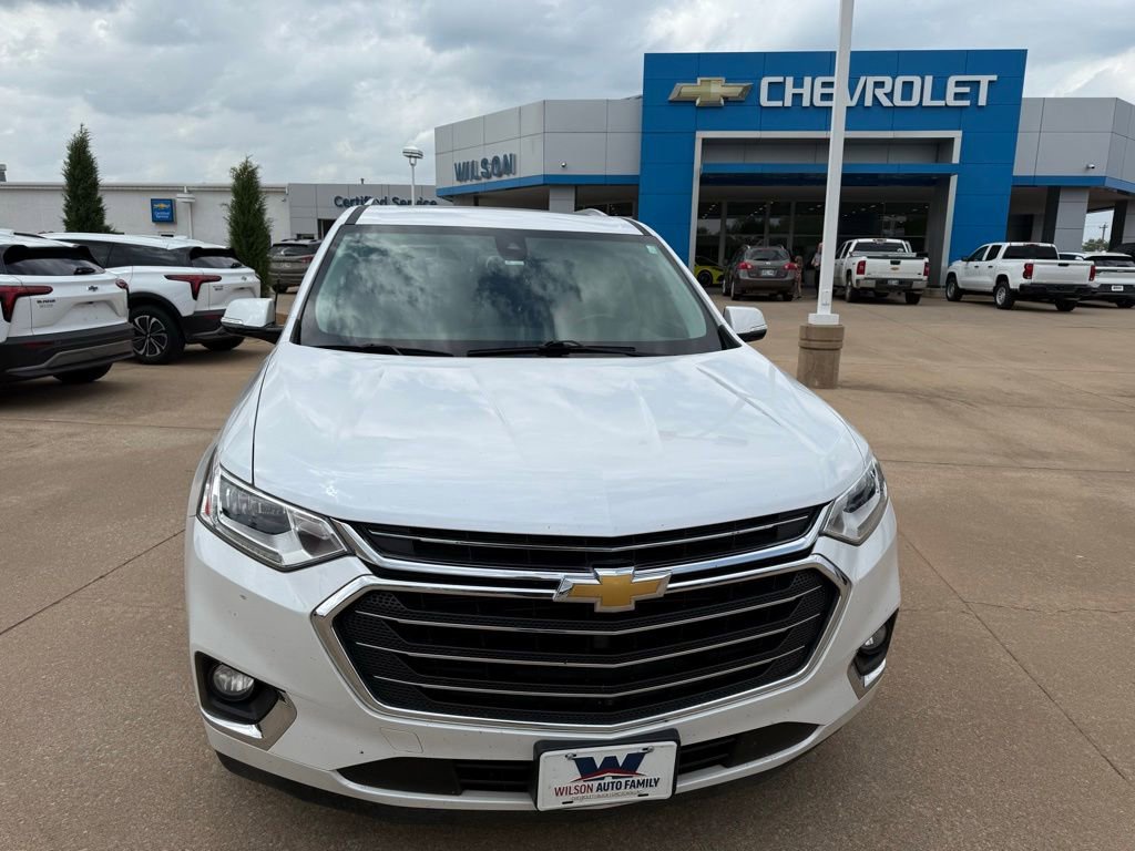 Used 2018 Chevrolet Traverse Premier w/ Driver Confidence II Package FWD image 2