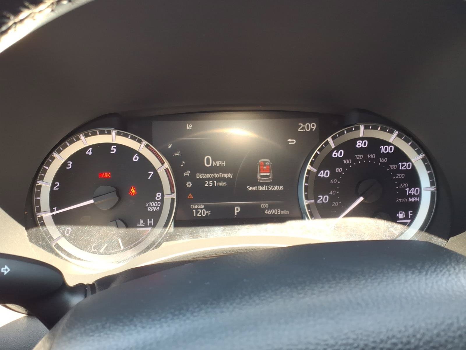 Used 2023 Toyota Highlander LE FWD image 20
