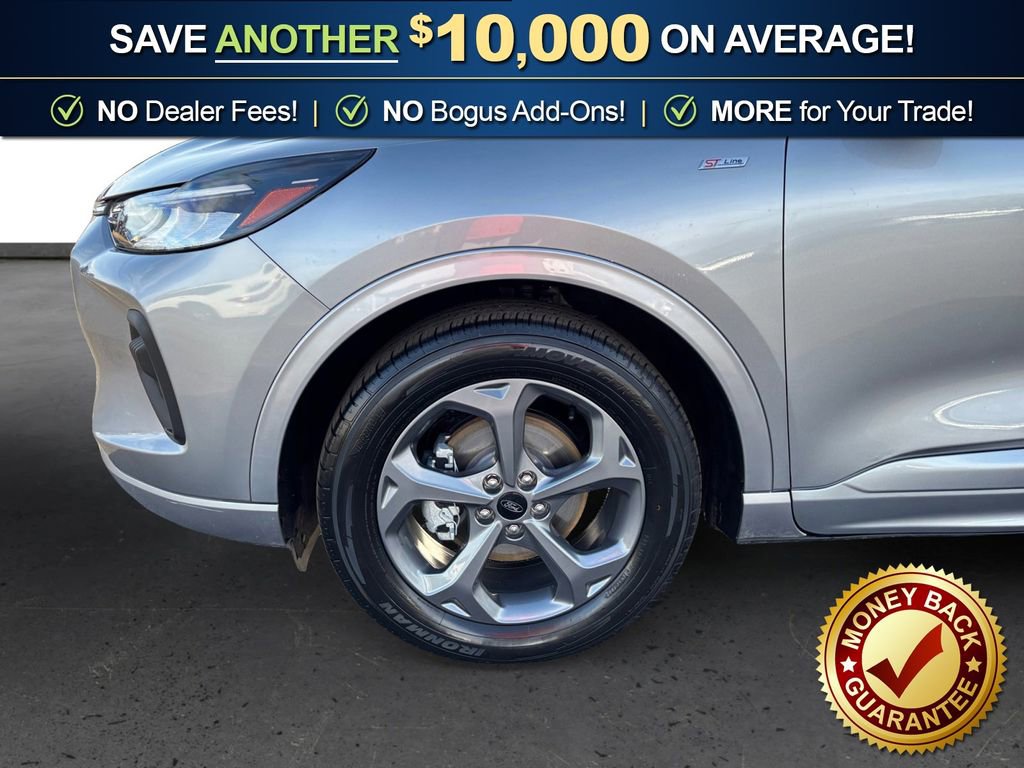 Used 2024 Ford Escape ST-Line w/ Equipment Group 301A image 13