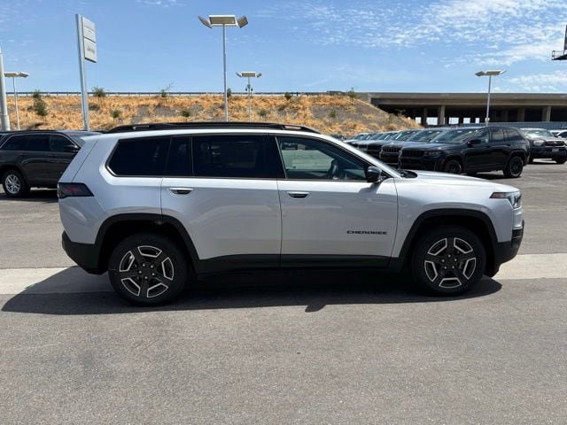 New 2026 Jeep Cherokee Laredo AWD/4WD image 8