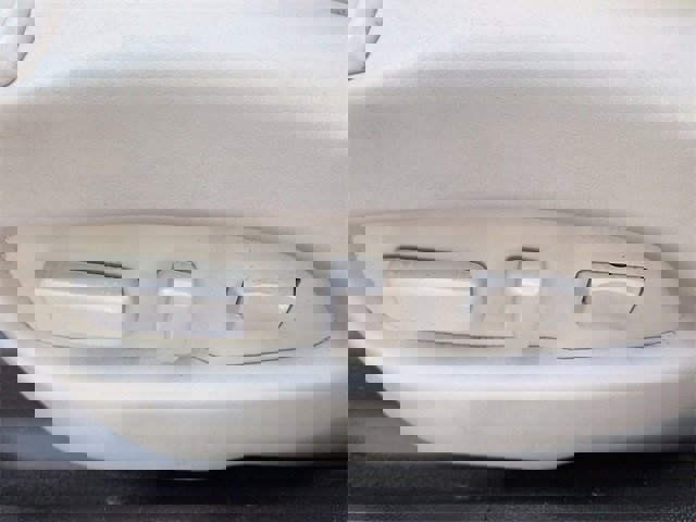 Used 2013 Cadillac SRX Luxury image 16