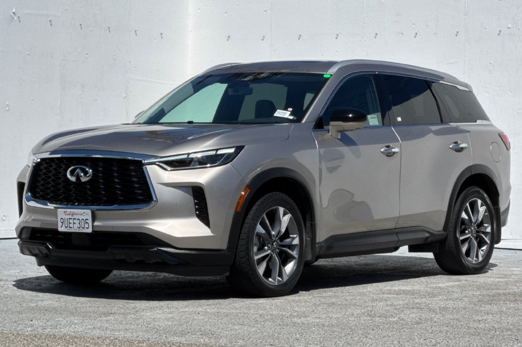 Certified 2025 INFINITI QX60 Luxe FWD image 7