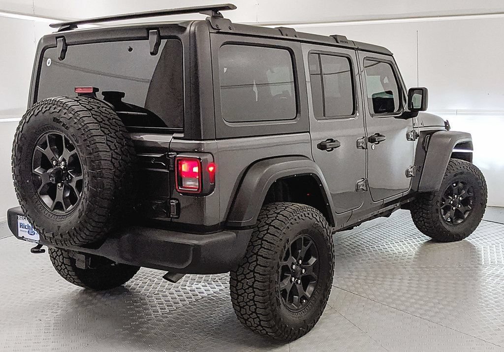 Used 2022 Jeep Wrangler Unlimited Sport AWD/4WD image 3
