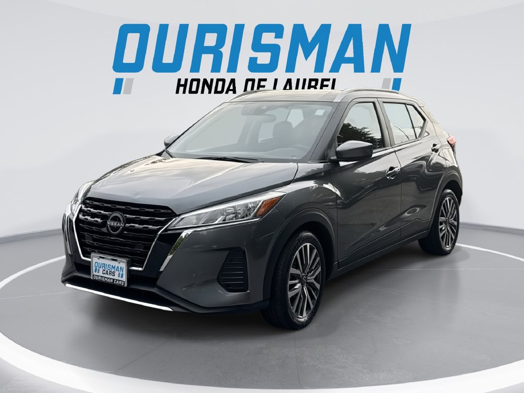 Used 2024 Nissan Kicks SV FWD image 1