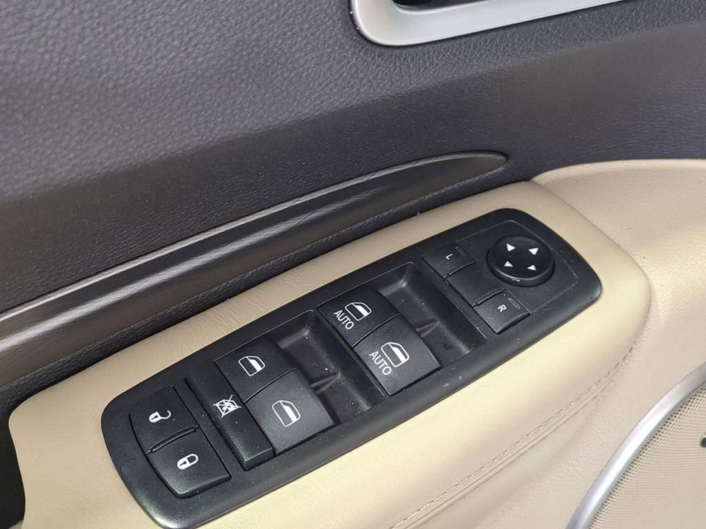 Used 2019 Dodge Durango Citadel w/ Technology Group image 16