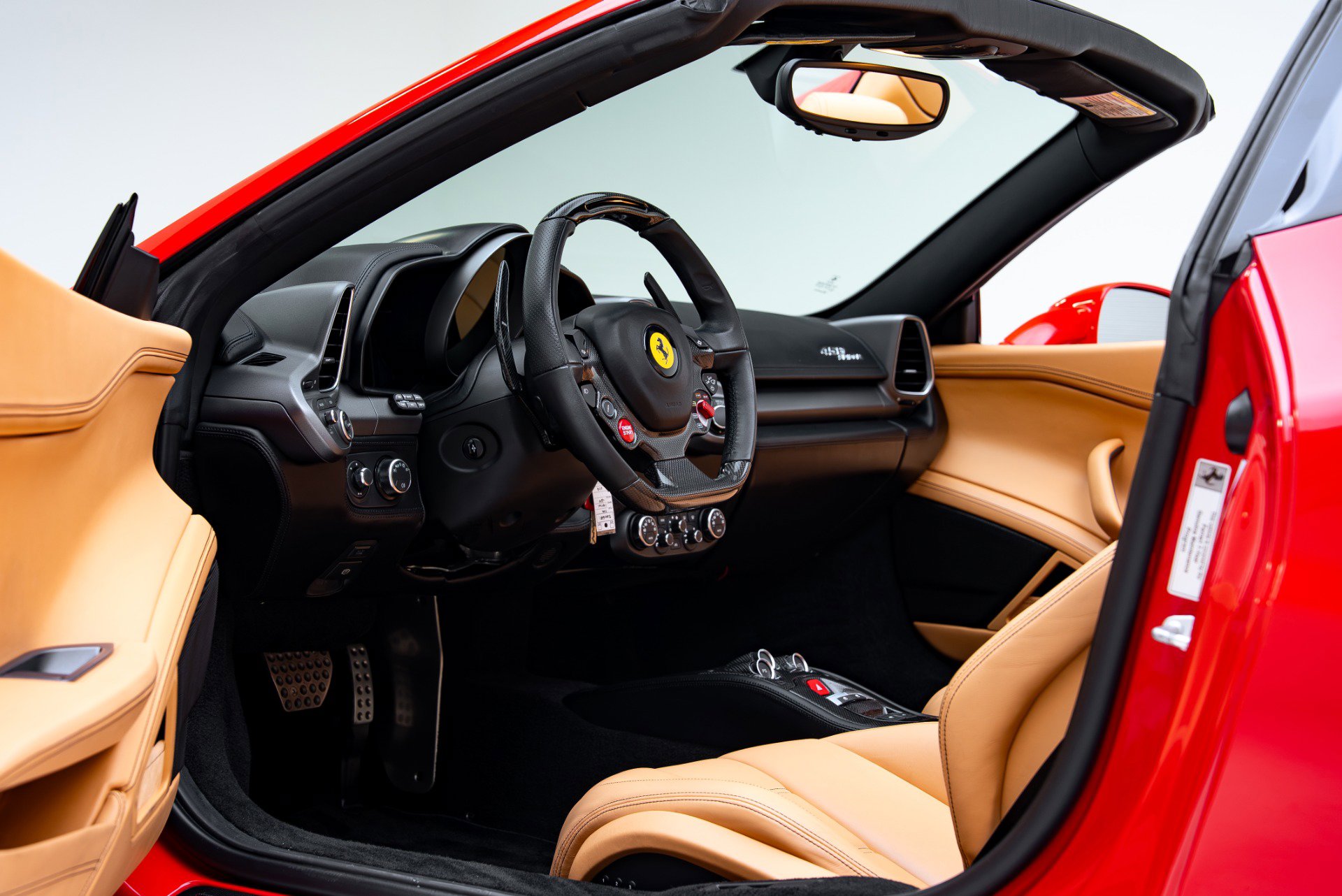 Used 2014 Ferrari 458 Spider RWD image 37