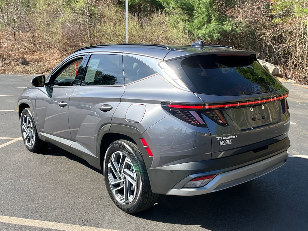 Used 2025 Hyundai Tucson Limited image 3