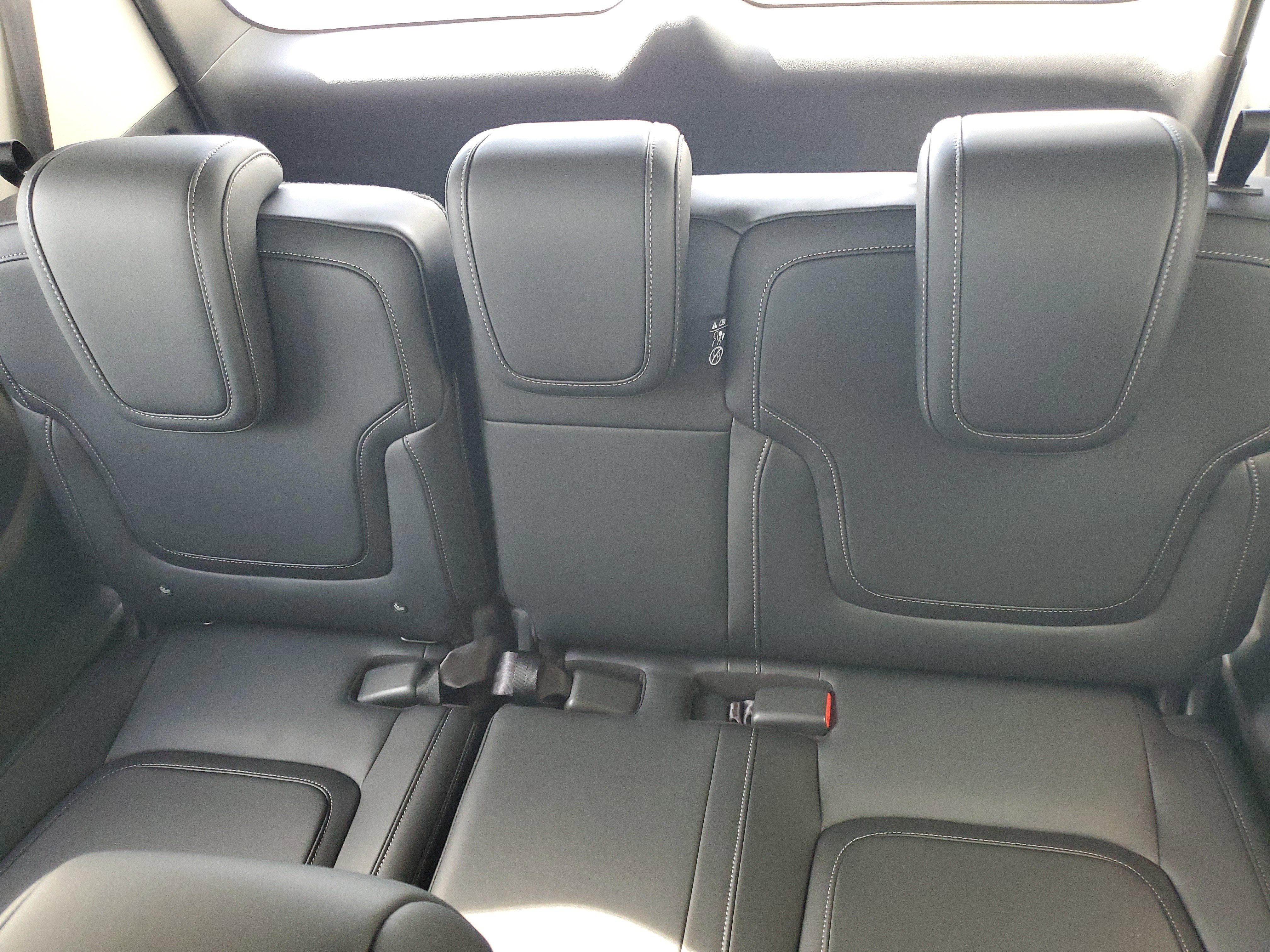 New 2026 Nissan Armada SV image 19