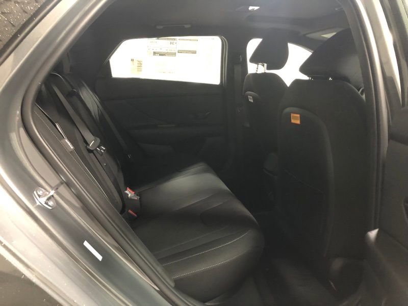 New 2026 Hyundai Elantra SEL Sport Premium FWD image 10