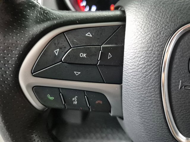 Used 2020 Dodge Durango SXT image 19