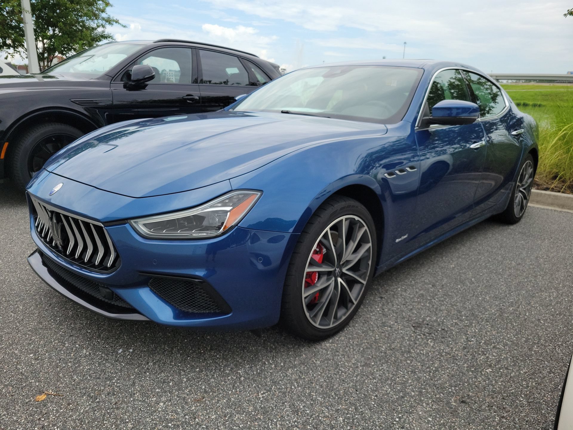 Used 2020 Maserati Ghibli S GranSport RWD image 3