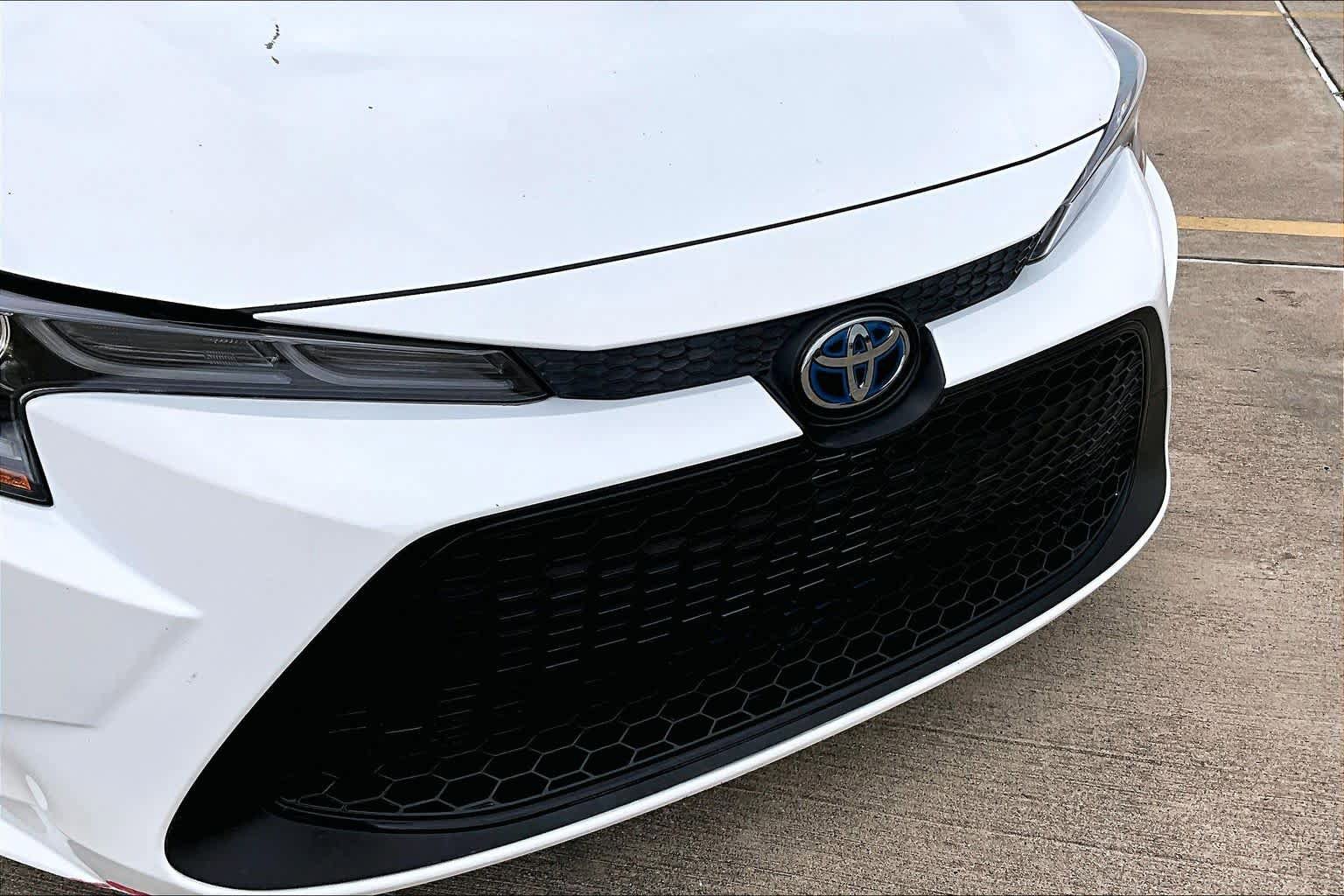 Certified 2022 Toyota Corolla LE FWD image 29