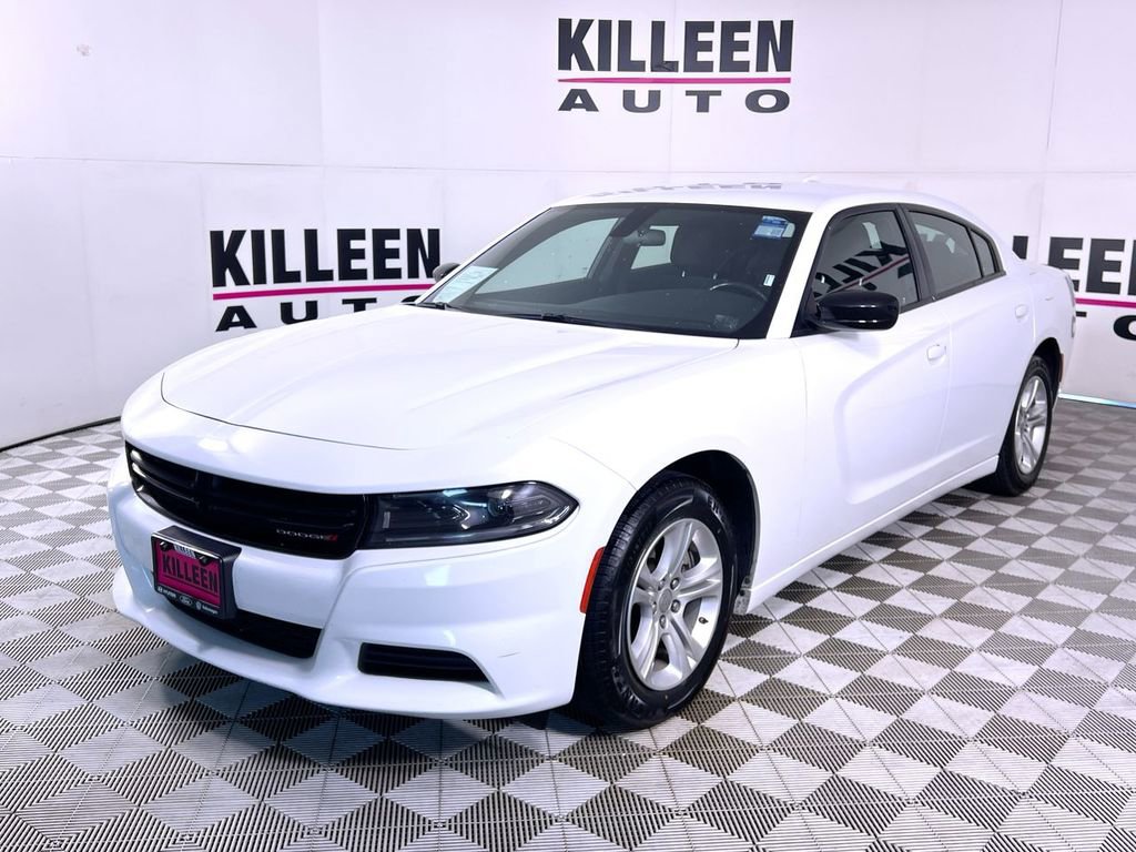 Used 2023 Dodge Charger SXT image 3
