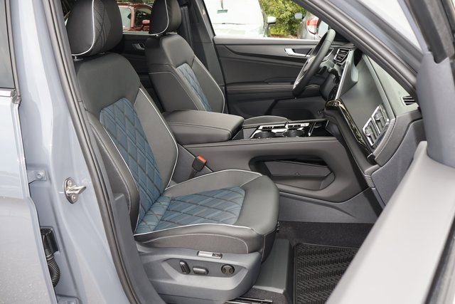 New 2026 Volkswagen Atlas Cross Sport SEL Premium R-Line image 18