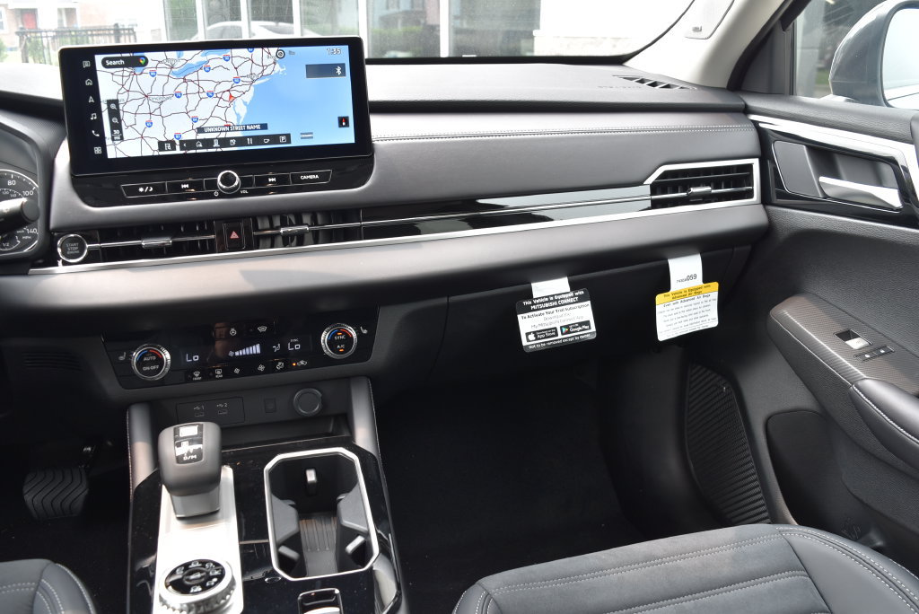 New 2026 Mitsubishi Outlander SE AWD/4WD image 14