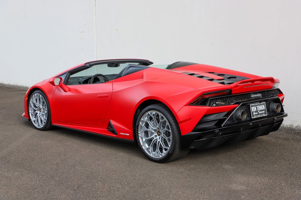 Used 2024 Lamborghini Huracan EVO AWD/4WD image 30