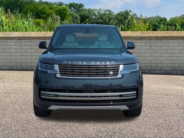 New 2026 Land Rover Range Rover Long Wheelbase SE AWD/4WD image 2